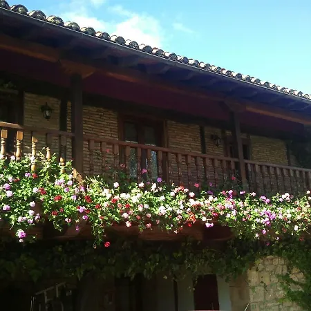 La Casa De 2*